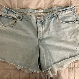 Abercrombie Curve Love Shorts